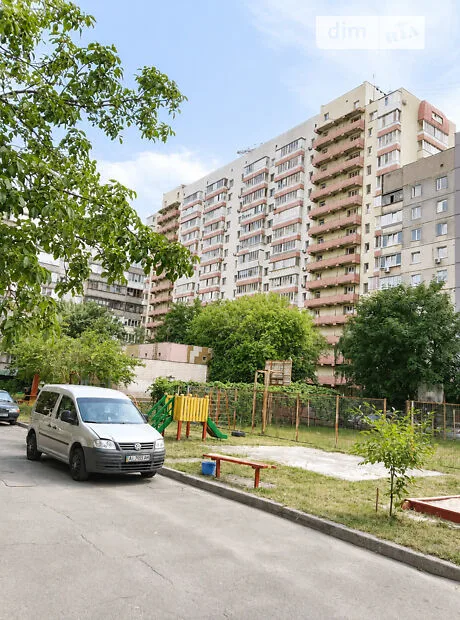 Квартира · 2 кімн · Торгмаш