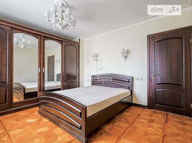Квартира · 3 кімн · Дарницький