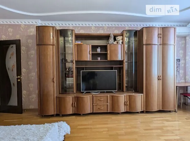 Квартира · 1 кімн · Голосіїв