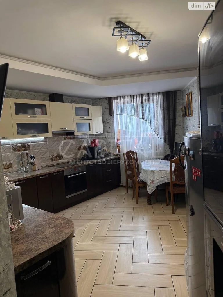 Квартира · 3 кімн · Буча