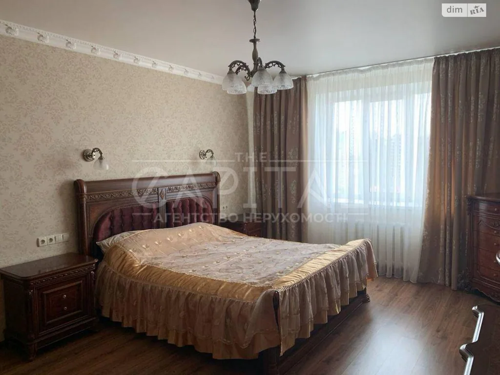 Квартира · 3 кімн · Буча