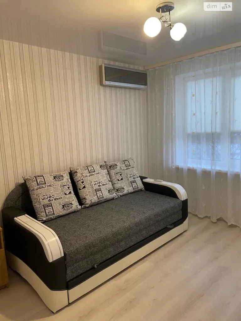 Квартира · 1 кімн · Виноградар