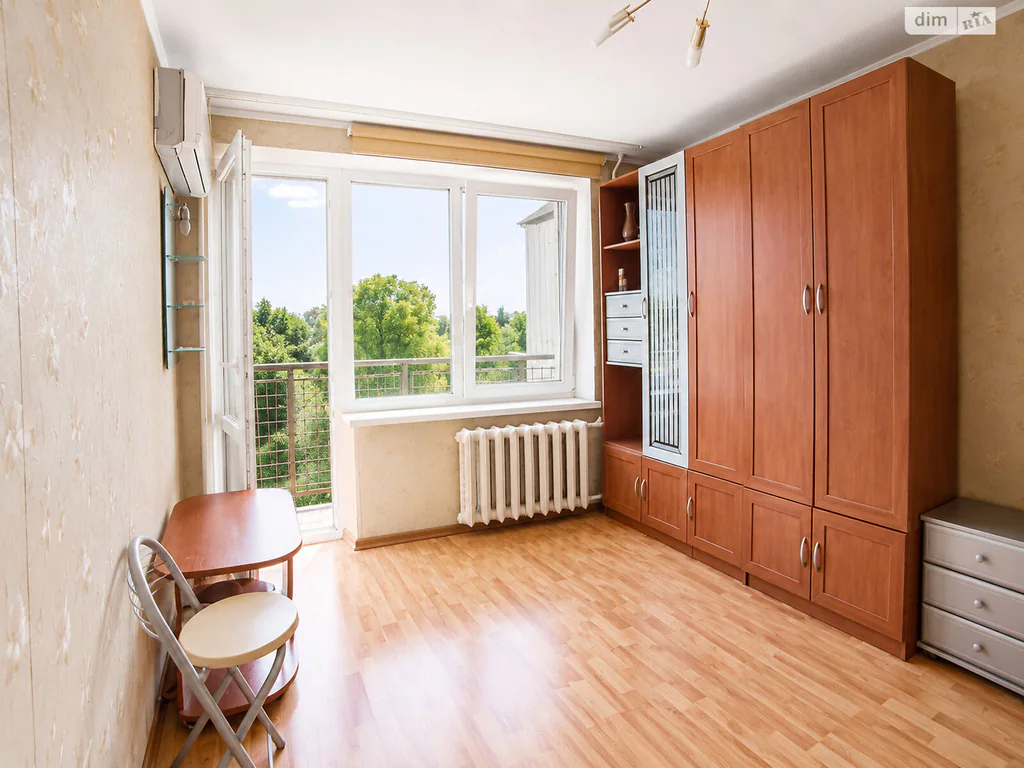 Квартира · 1 кімн · Нова Дарниця
