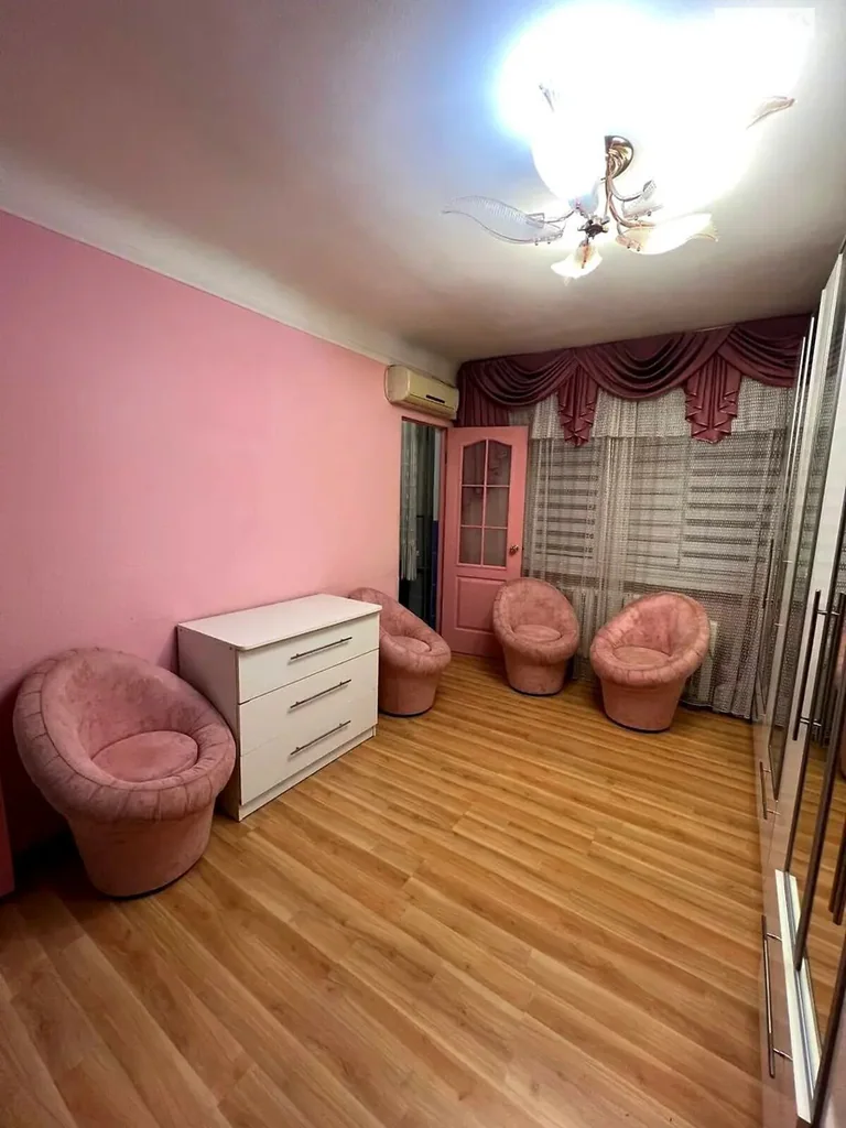 Квартира · 1 кімн · Деміївка