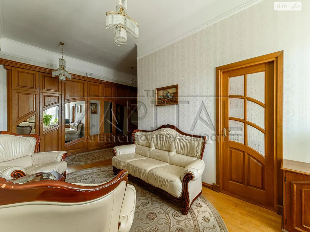 Квартира · 3 кімн · Київ