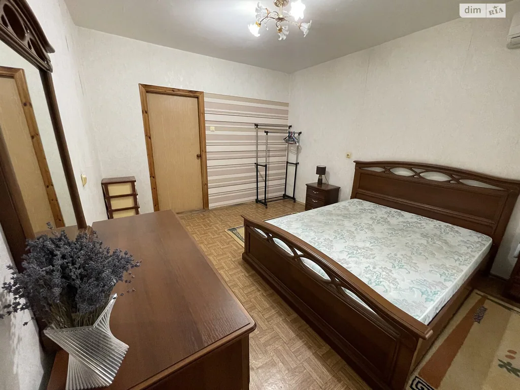 Квартира · 2 кімн · Троєщина