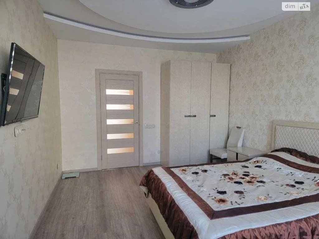 Квартира · 3 кімн · Деснянський