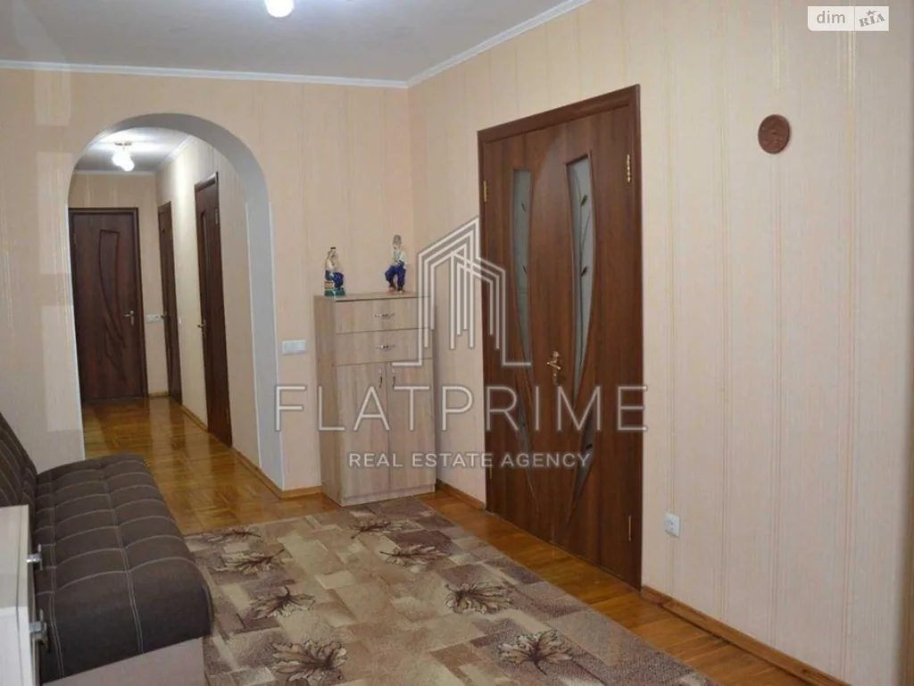 Квартира · 3 кімн · Оболонь