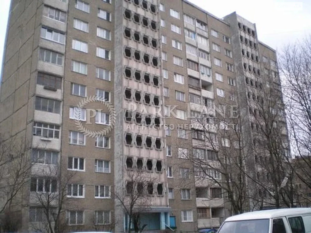 Квартира · 3 кімн · Саперна Слобідка