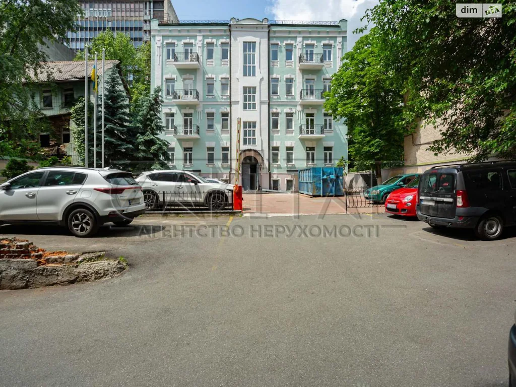 Комерція · 1 кімн · Черепанова гора