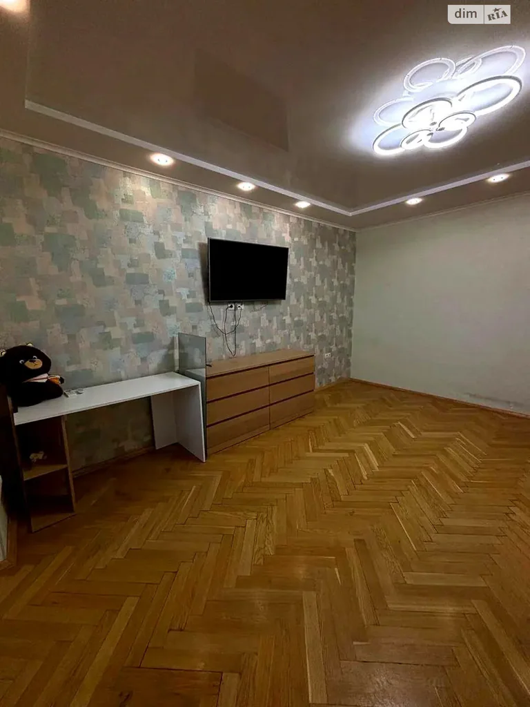 Квартира · 1 кімн · Лівобережний Масив