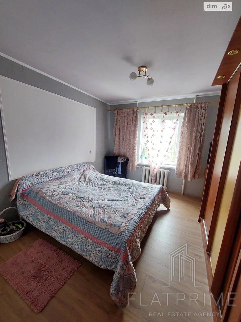 Квартира · 3 кімн · Троєщина