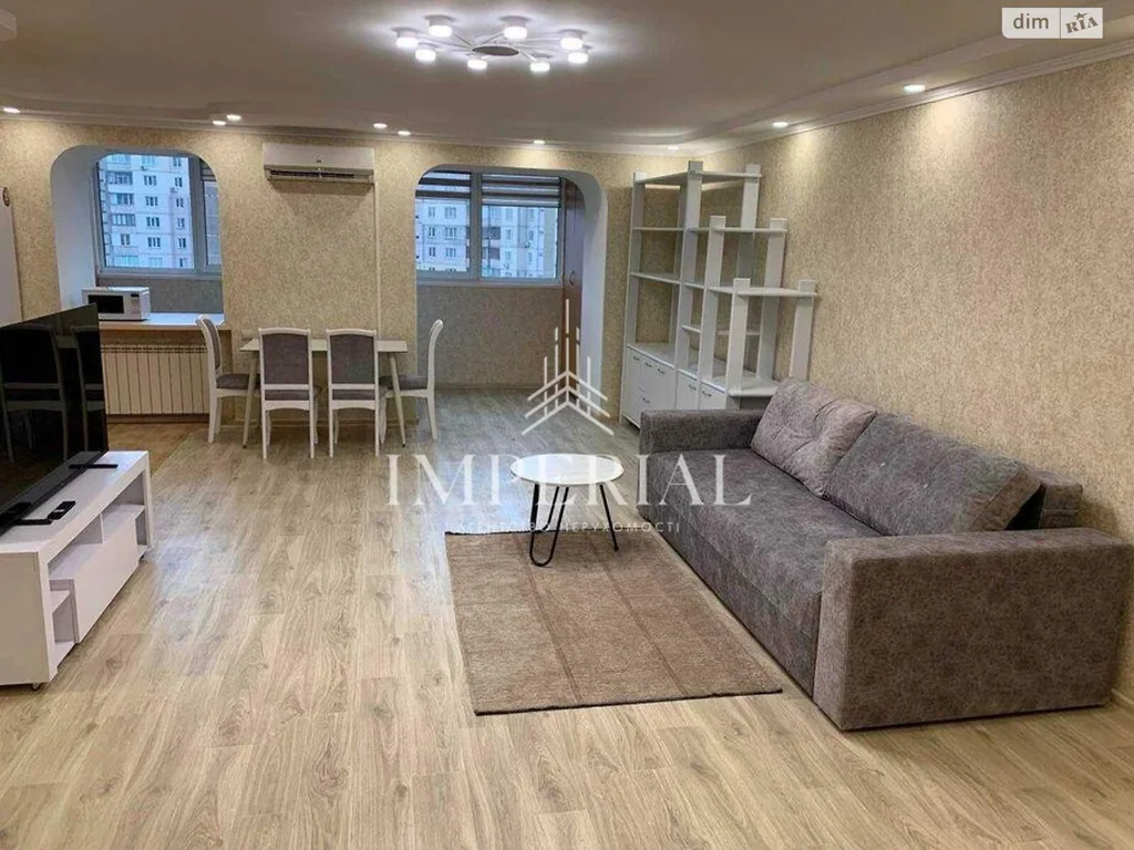 Квартира · 3 кімн · Дарницький