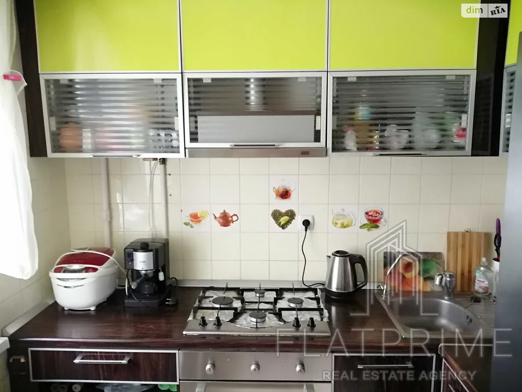 Квартира · 3 кімн · Сирець